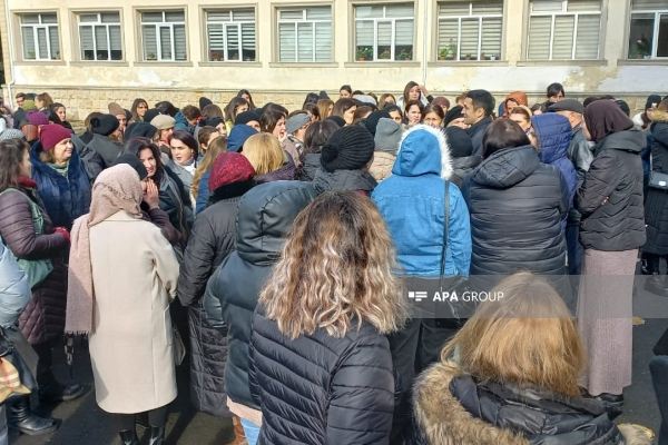 SON DƏQİQƏ: Azərbaycanda vətəndaşlar AYAĞA QALXDI, vəzifəli şəxsin istefasını TƏLƏB EDİRLƏR - FOTO 