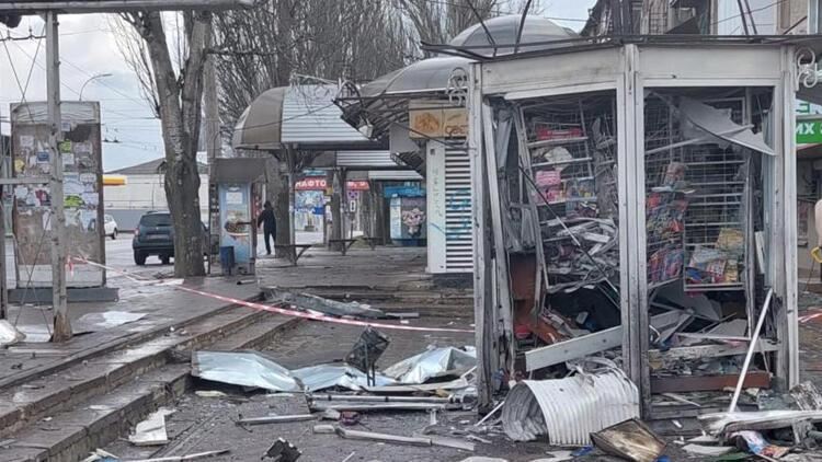 Rusiya Xersonu vurdu: 6 ölü, 12 yaralı 