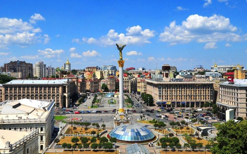 Ukraynada rusiyalı iş adamlarının müəssisələrinə həbs qoyulub 