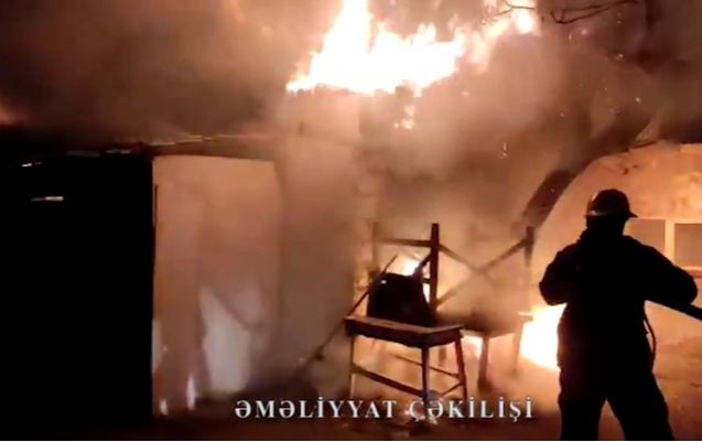 Bakıda yanğın olub - Video