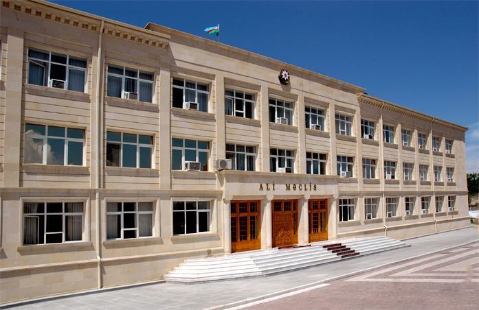 Naxçıvan Ali Məclisinin işdən çıxarılanlara yeni vəzifə verildi 