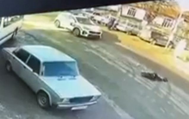 DYP avtomobilinin piyadanı vurduğu qəzanın - Videosu