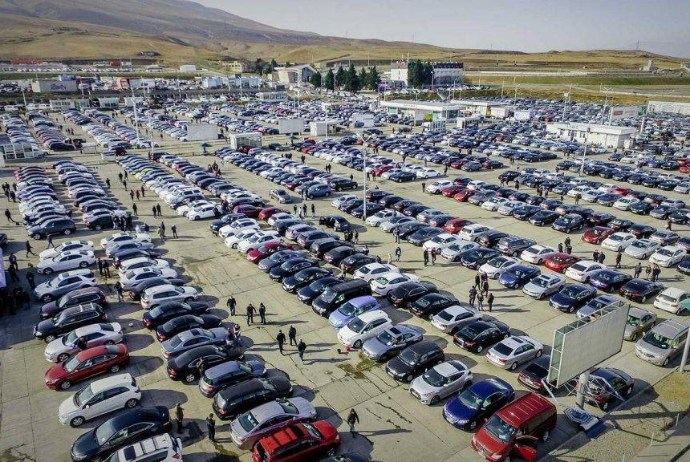 Bakıdakı maşın bazarı Ağdama - Köçürüləcək 