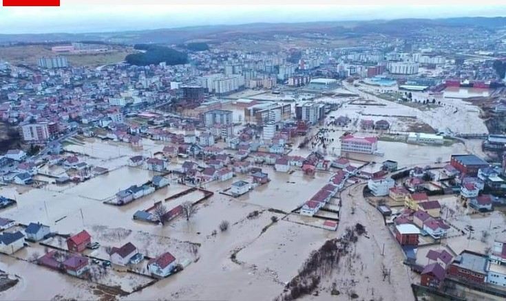 Kosovoda daşqın: Küçələri su basdı 