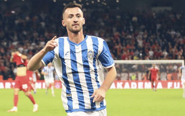 “Qarabağ”dan ilin ikinci transferi 