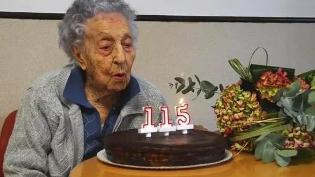 Dünyanın ən yaşlı insanı 115 yaşlı Maria Branyas Moreradır 