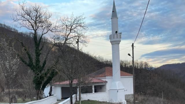 Qərbi Trakyada məscidə hücum edən şəxsin cəzası məlum olub 