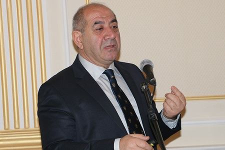 Bakıdakı zəlzələ ilə bağlı mətbuat konfransı keçirilir - Canlı 