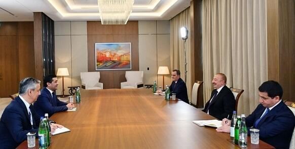 Prezident Özbəkistan XİN başçısını qəbul etdi 