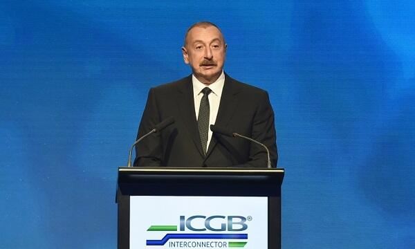 İlham Əliyev beynəlxalq tədbirdə çıxış etdi - Video 