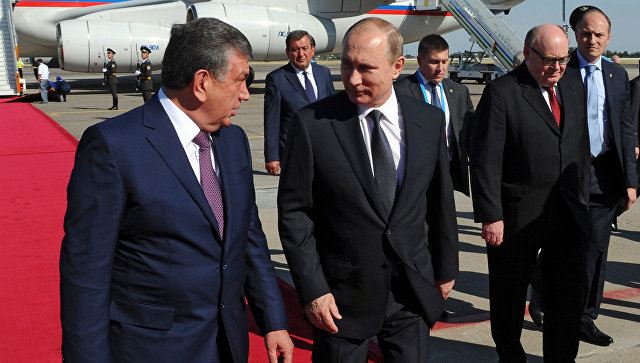 Putin Özbəkistan prezidentini təbrik etdi 