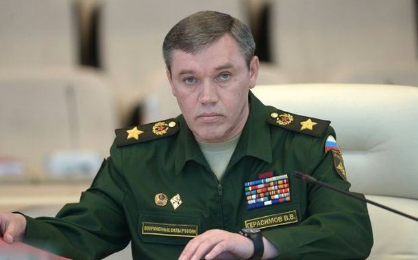 Gerasimov Putinə məruzəyə hazırlaşan generalı qovdu 