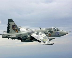 Rusiyanın Su-25 qırıcısı Azova düşdü - Video 