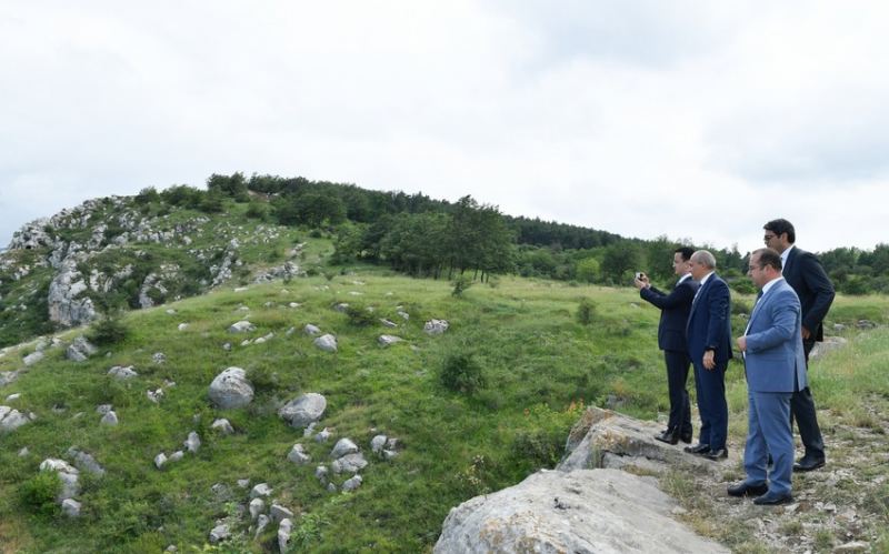 Qonaqlar Şuşada görülən işlərlə tanış olub 