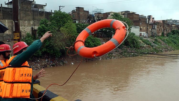 Pakistanda musson yağışları can almaqda davam edir: 133 ölü