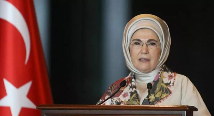Əminə Ərdoğandan \"Aşura günü\" paylaşımı 