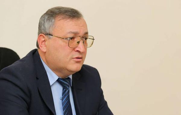 Xankəndi separatçıları aradan çıxır: “spiker” də “istefa” verdi 