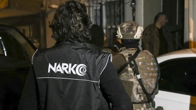 İzmirdə narkotik əməliyyatlarında 83 həbs olundu 