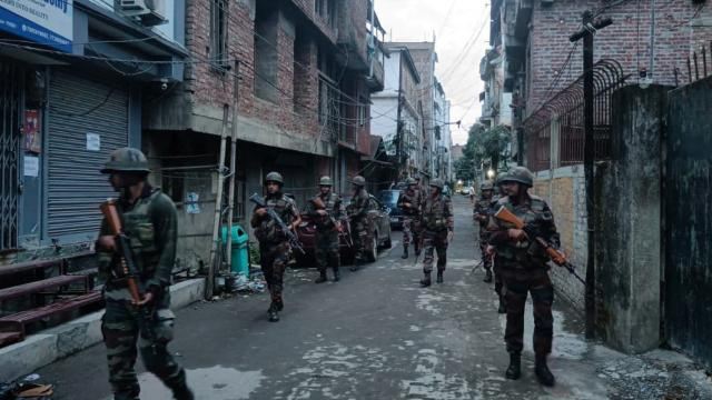 Hindistanın Manipur əyalətində baş verən zorakılıqlarda ölənlərin sayı 110 nəfərə çatıb 