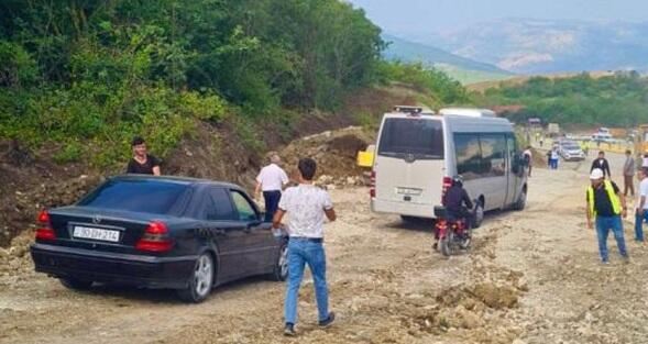 Muğanlı-İsmayıllı yolunda hərəkət qismən bərpa edildi - Foto 