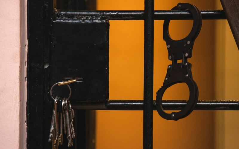 Naxçıvanda polisin tələbinə tabe olmayan 2 nəfər həbs olunub 