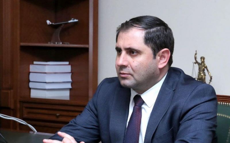 Ermənistanın müdafiə naziri istefaya göndərilir 