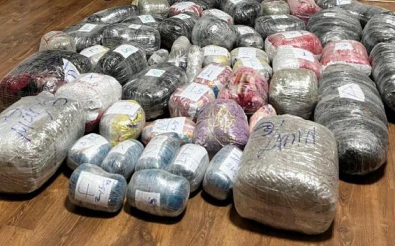 Yük aparan maşında 53 kq narkotik tapıldı 