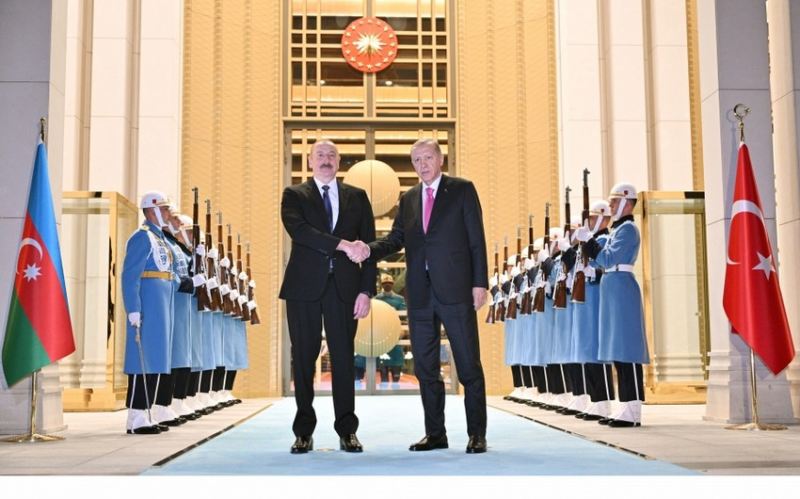 Azərbaycan və Türkiyə arasında münasibətlərin uğurla inkişaf etdir 