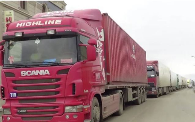 Azərbaycanla İran arasında yükdaşınma bərpa olundu 