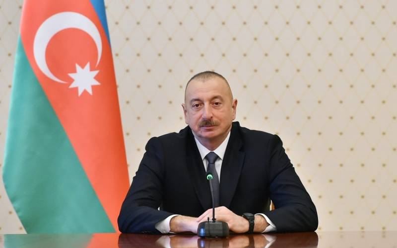 İlham Əliyev Talış kəndinin Baş planı ilə tanış oldu 
