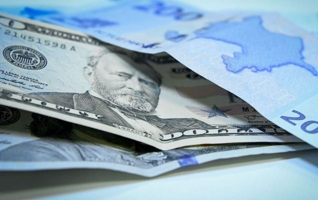 Banklara 96,3 milyon dollar satıldı 