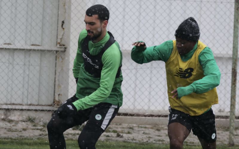 Mahir Emreli \"Konyaspor\"da komanda ilə məşqlərə başlayıb 