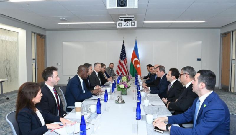 Ceyhun Bayramov və Entoni Blinken arasında görüş keçirilir 