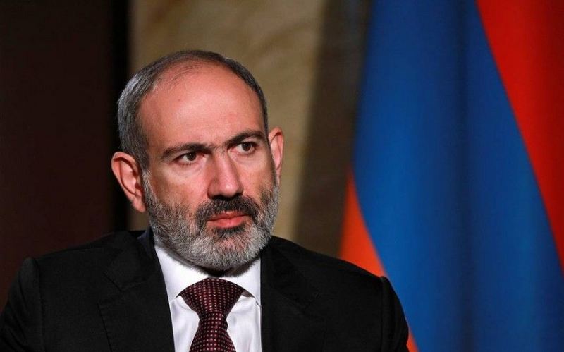 Küçə itləri Paşinyana hücum edib 