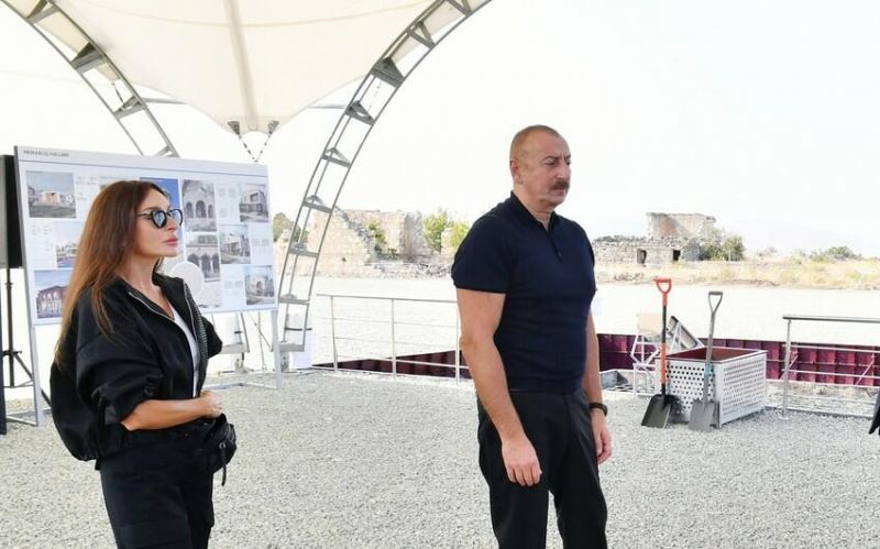 Prezident və xanımına turizm layihələri barədə məlumat verildi 