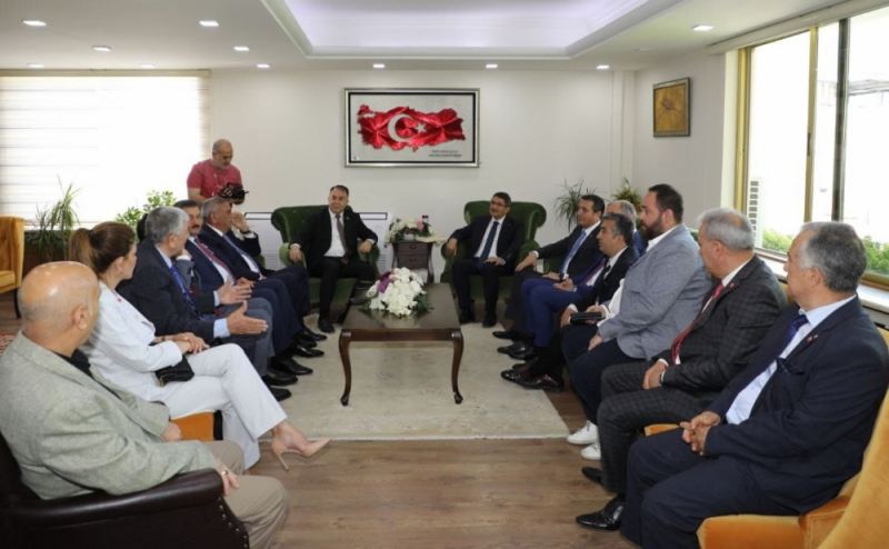 YAP nümayəndə heyəti Manisada Şahzadələr bələdiyyəsində olub 