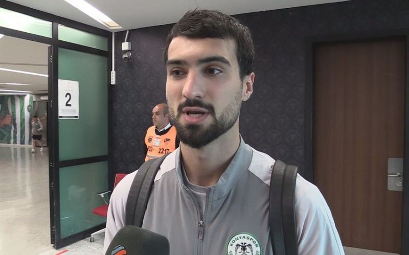 Mahir Emreli: \"Konyaspor\"un yeni mövsüm planlarında yer alsam, şad olaram\" 