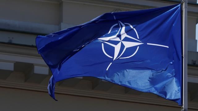 NATO: Ukraynaya kömək etmək bizi münaqişənin tərəfi etmir 