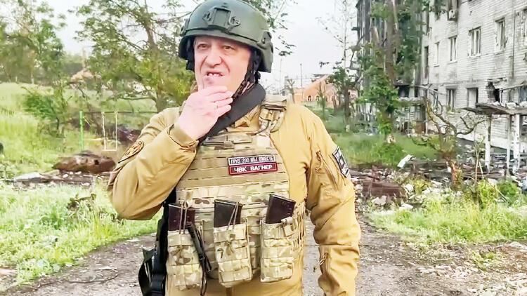 \"Vaqner\" 9 ay döyüşdüyü Baxmutdan geri çəkilir? 