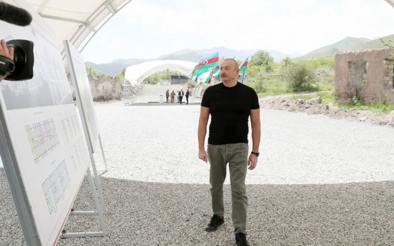 Kəlbəcər şəhərində ilk yaşayış məhəlləsinin təməli qoyulub 