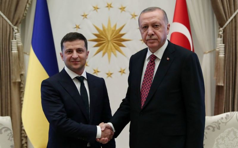 Zelenski və Ərdoğan Rusiya-Ukrayna müharibəsində baş verənləri müzakirə ediblər 