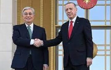 Tokayev də Ərdoğanı təbrik etdi 