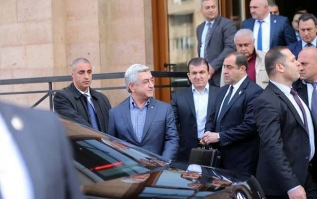 Sarkisyanın keçmiş mühafizə rəisi həbs edildi 