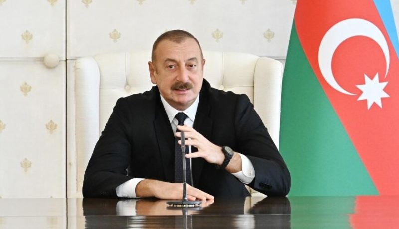 İbrahim Rəisi İlham Əliyevi təbrik etdi 