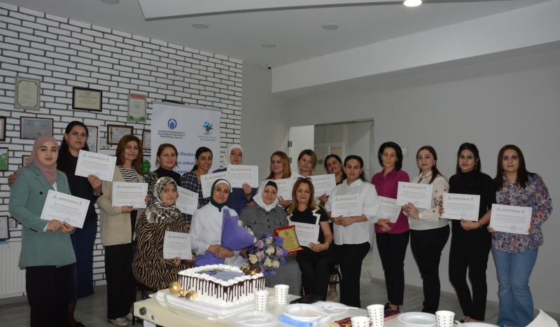 \"Uşaq serebral iflicindən əziyyət çəkən uşaqların valideynlərinə müalicəvi masajın öyrədilməsi\" layihəsi başa çatıb