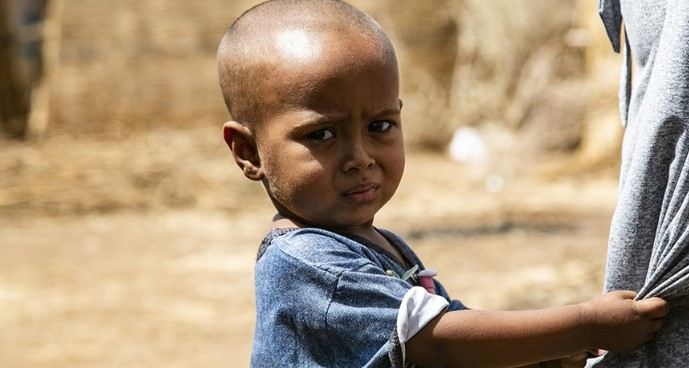 Sudanda 3 milyon uşaq köçkün düşüb - UNICEF-dən dəhşətli statistika