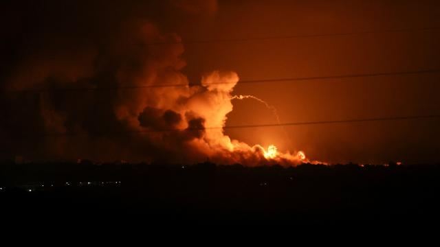İsrailin Qəzzaya hücumları 33-cü gündə də eyni sürətlə davam edir 