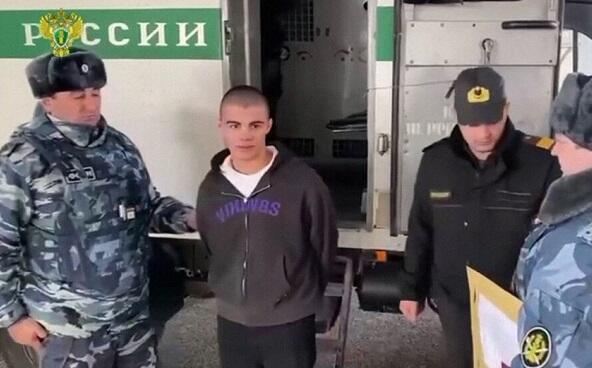 Azərbaycan qalmaqallı blogeri Rusiyaya ekstradisiya etdi 