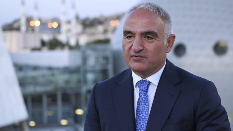 Türkiyəyə gələn turist sayı 45,2 milyon nəfər olub 
