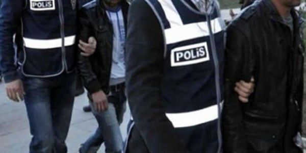 FETÖ-çü jurnalist saxlanıldı 